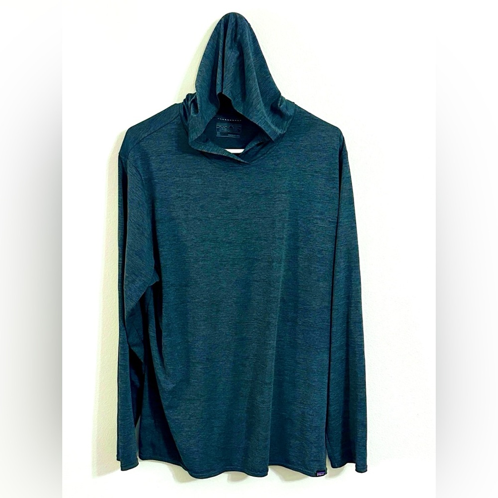 Patagonia Navy Hooded Long Sleeve Sunshirt